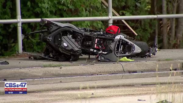 Fatal crash involving motorcyclist and SUV on Southside Blvd., JSO reports