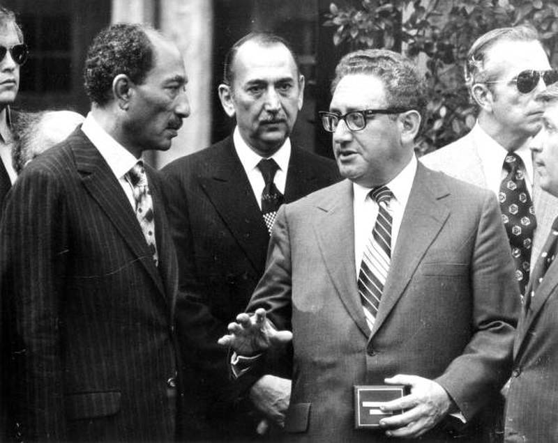 In November 1975, Kissinger and President Ford met with Egyptian President Anwar Sadat in Jacksonville to discuss Lebanon and the Middle East in general.