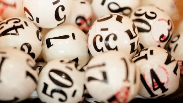 What are the largest lottery jackpots in history?