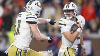 King throws 2 TD passes, adds scoring run as Georgia Tech holds off Syracuse 31-22