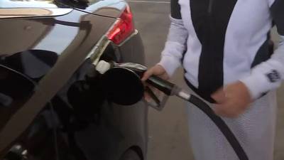 Pumping out gas myths