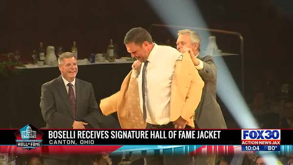 Boselli receives signature Hall of Fame jacket