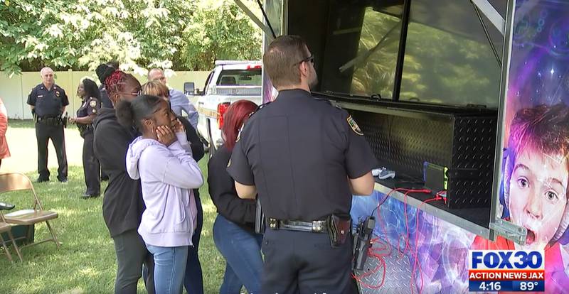 JSO debuts its mobile gaming unit