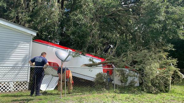 Photos: Plane crashes in Hilliard backyard