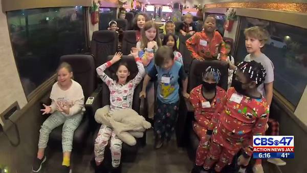 Siblings of cancer patients receive a special holiday surprise from Tom Coughlin Jay Fund
