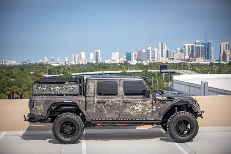 Down south, the Broward County Sheriff's Office has submitted its Jeep Gladiator into the graphics contest.