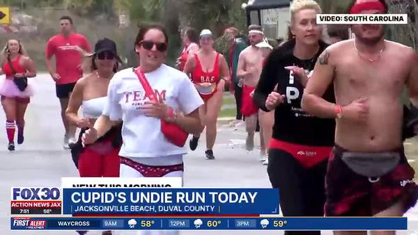 Jacksonville locals take to the streets in just their undies