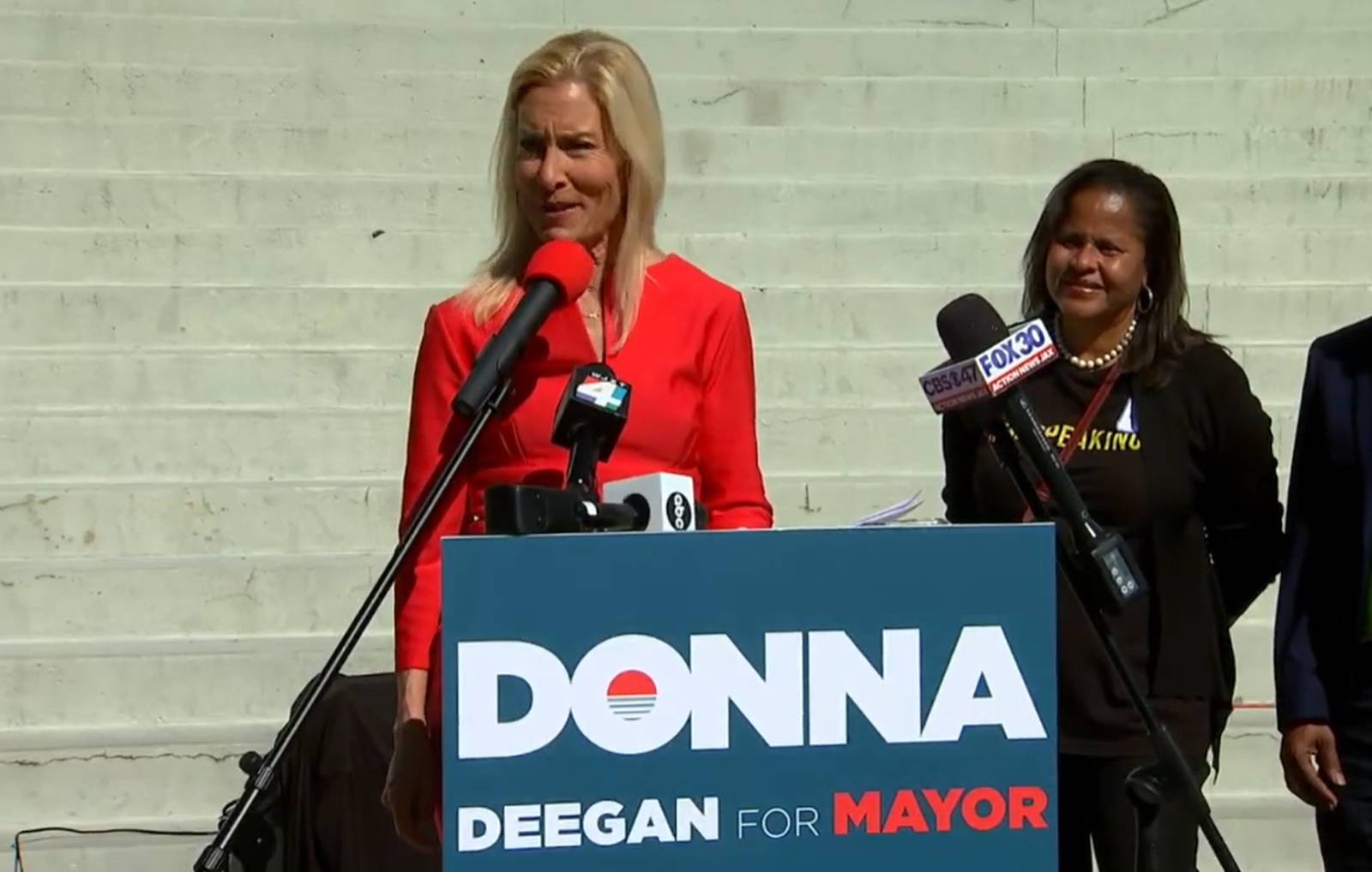 Deegan and Davis lead in race for Jacksonville mayor according to new