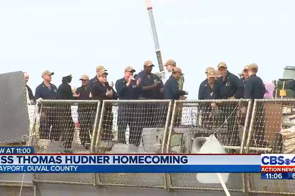 USS Thomas Hudner homecoming