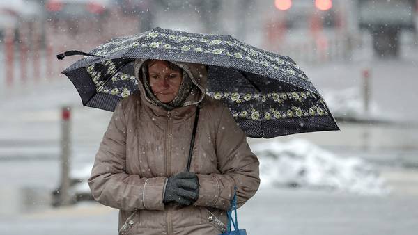 Winter comes to Ukraine: Civilians forced to face 'extremely difficult few months ahead' as Russian invasion grinds on