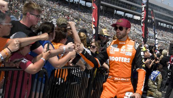 Chase Elliott ends 42-race winless streak with overtime victory in NASCAR Cup race at Texas