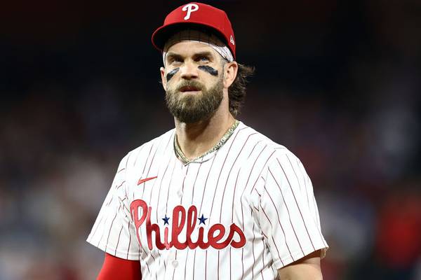 ‘Obviously, I said yes’: Phillies’ Bryce Harper helps teenager with promposal