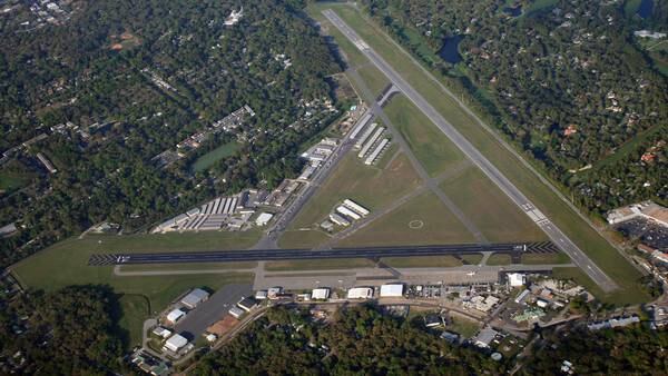 Private jet makes hard landing at St. Simons Island airport, no injuries reported 