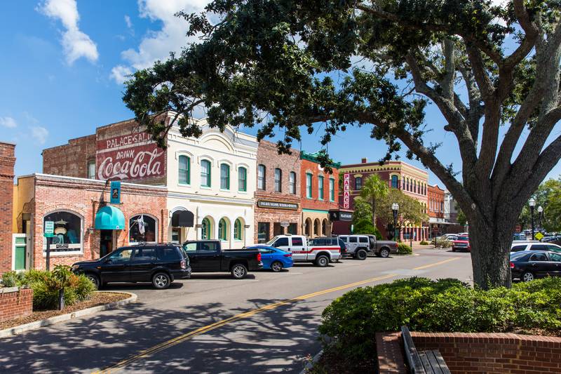 Downtown Fernandina Beach is the place to go for a bite to eat and a casual stroll.