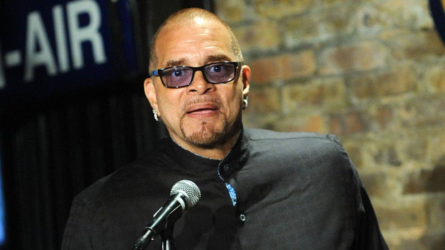 Comedian Sinbad recovering from recent stroke, family says Action