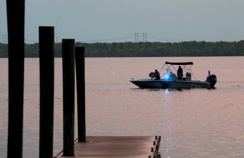 A Putnam County marine unit pays respects to those that paid the ultimate price in serving their Florida communities.