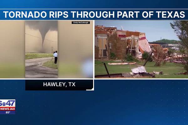 Tornado rips through parts of Texas