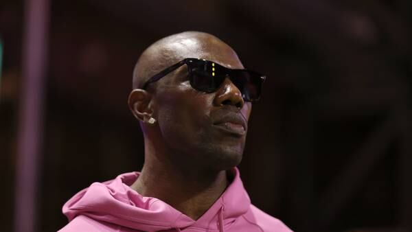 Terrell Owens claims he punched out heckler in self-defense after video emerges: 'Swung at me first'