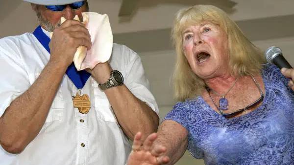 Thar she blows! Canadian woman wins Key West conch contest