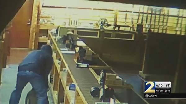 Gun store manager catches thieves while watching live feed on iPad