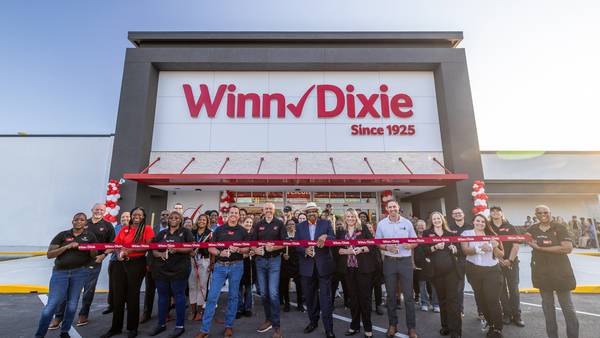 Winn-Dixie welcomes Arlington community to new College Park store  