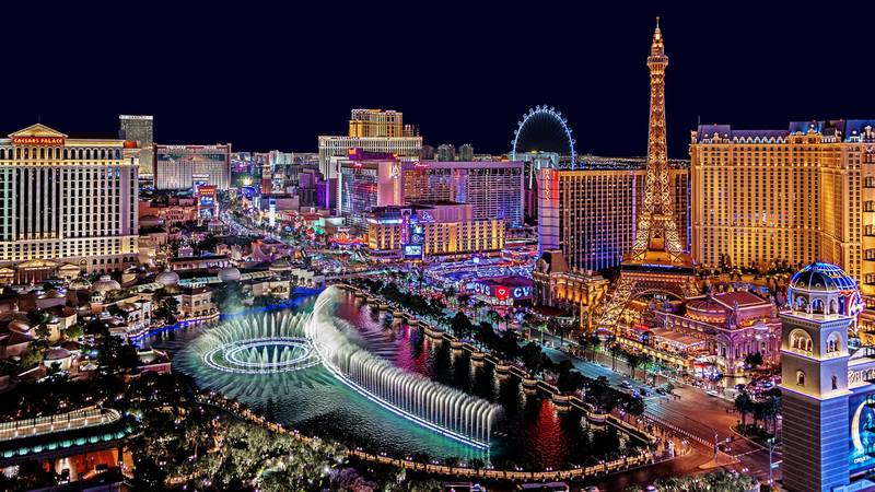 If a deadline is not met, thousands of hotel workers from 18 casinos on the Las Vegas Strip may be going on strike.