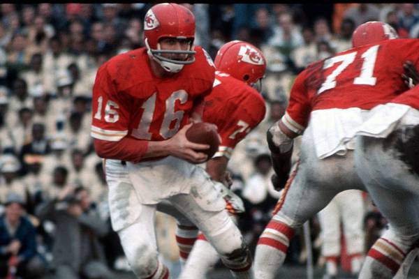 Police recover stolen trophy belonging to late Hall of Fame QB Len Dawson