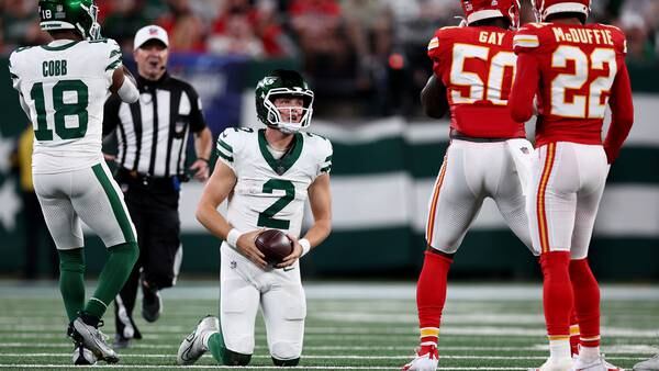 Zach Wilson plays well, Jets fight to come back, and it's still not enough to beat Chiefs