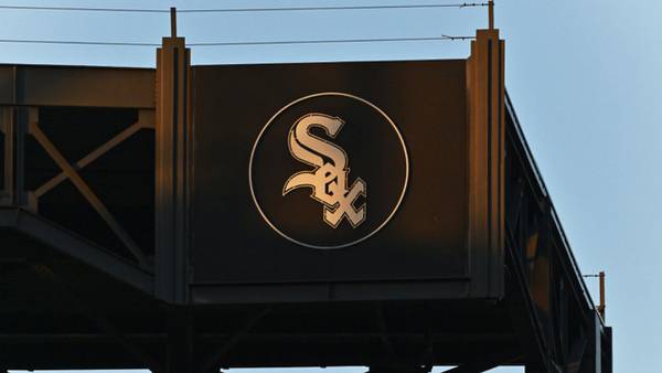 ‘Beautiful day’: White Sox give 7-year-old cancer patient a chance to run bases