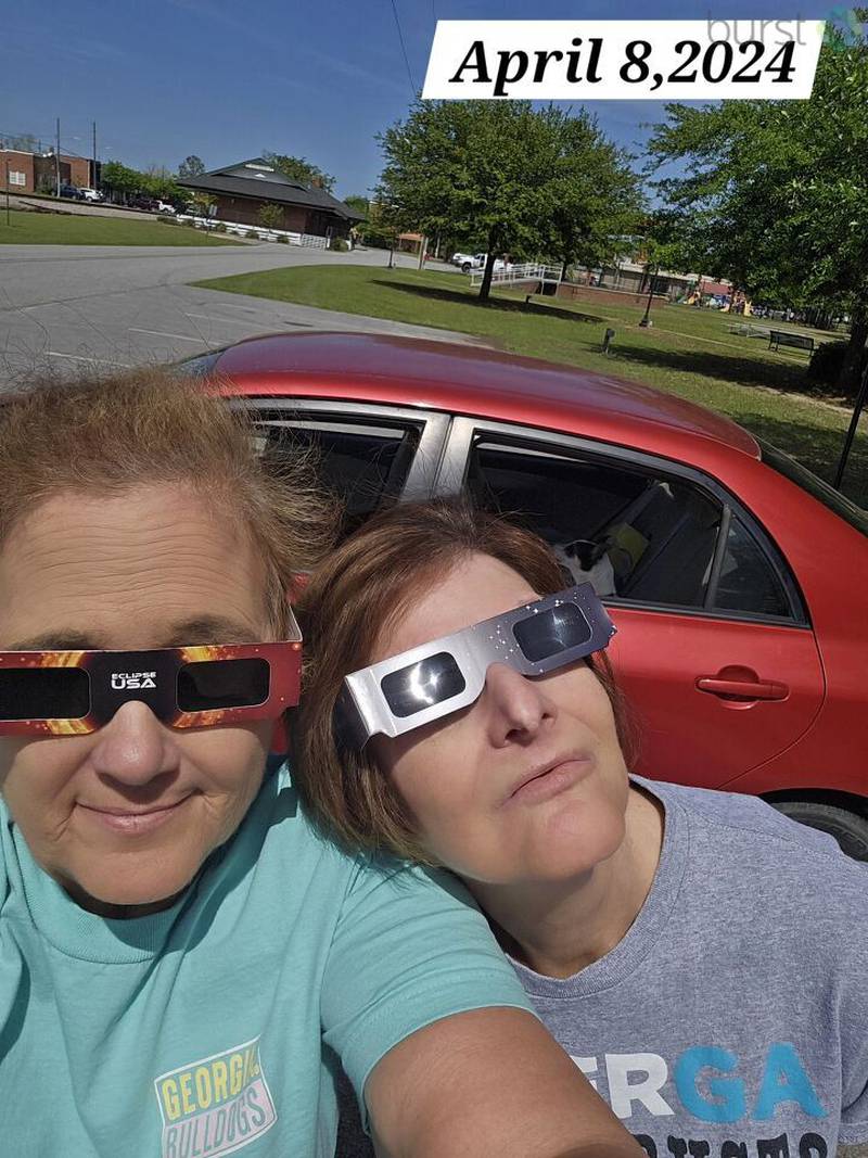 Terry and Tammy sent in this selfie of their viewing experience.