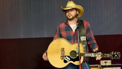 Georgia Native Jason Aldean Takes Over Atlanta Braves SunTrust Park 