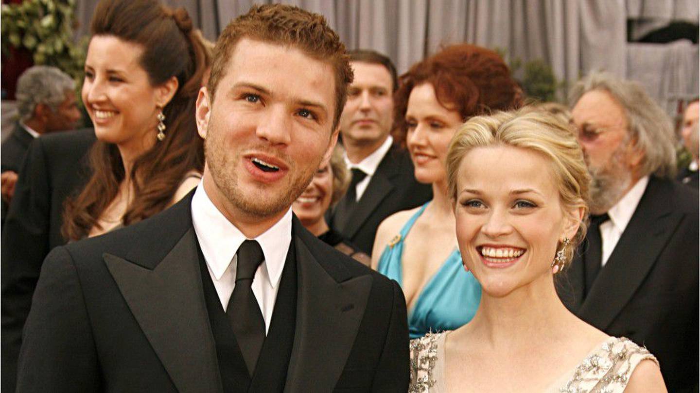 Reese Witherspoon Ex Husband Ryan Phillippe Reunite To Celebrate Sons