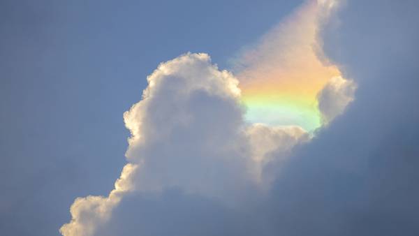 See it: ‘Rainbow cloud’ delights mid-Atlantic skygazers