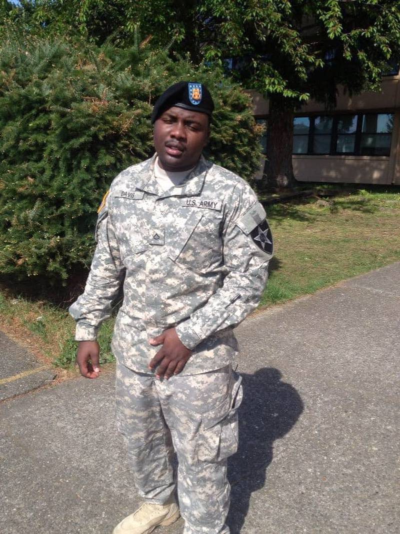 A Jacksonville Army veteran, father, and entrepreneur was shot dead Thursday night just hours before his 32nd birthday. Friends identified the victim as Shawn Davis.