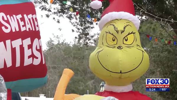 St. Augustine homes use hundreds of blow-up characters as Christmas decorations
