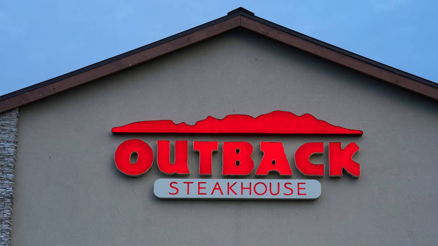 Outback Steakhouse could replace Applebee's near Sawgrass Mills - South  Florida Business Journal