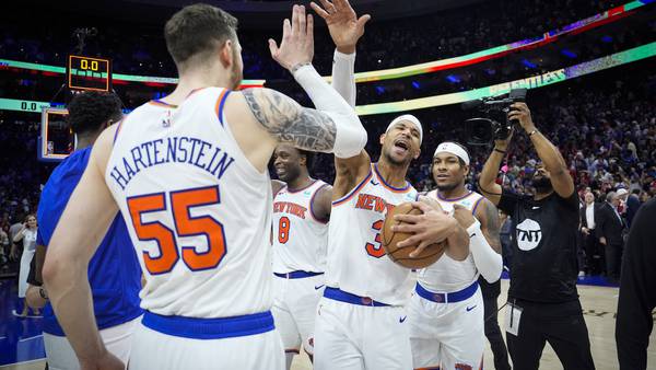 Knicks' trio of Villanova stars help them advance to 2nd round of East playoffs
