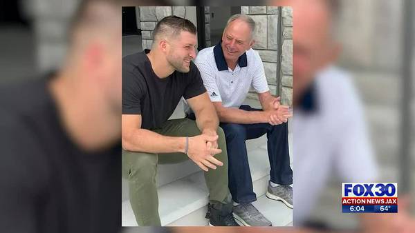 Tim Tebow’s father victim of extortion, arrests made in undercover sting
