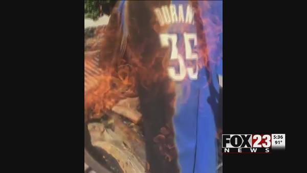 Fans burn jerseys in reaction to Kevin Durant's departure