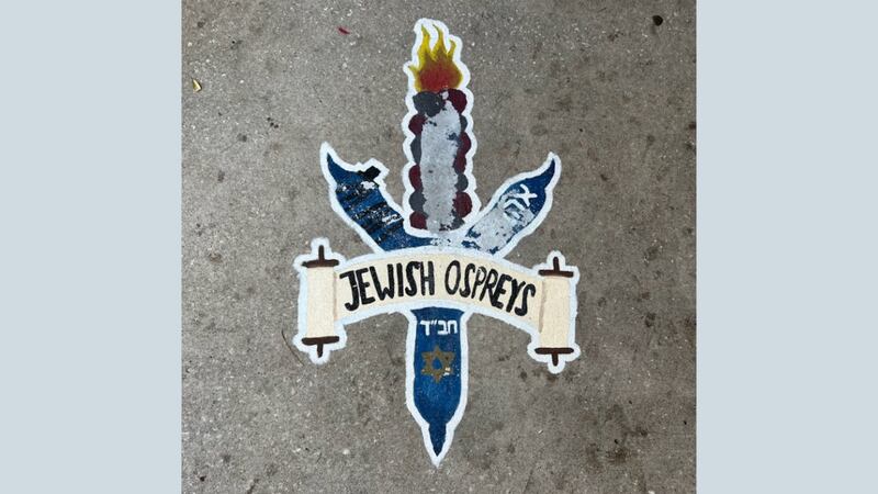 Jewish Ospreys talon on UNF campus