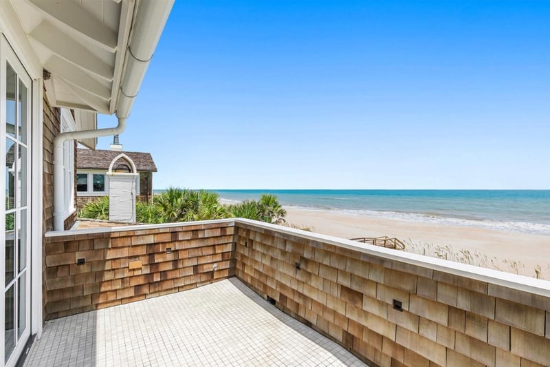An oceanfront Ponte Vedra Beach home sold Nov. 15 for $13.2 million.