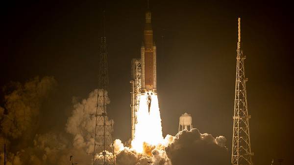 50 years after Apollo, Artemis I lifts off