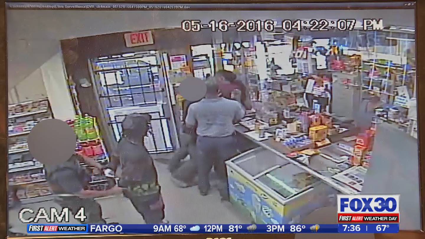 Alleged JSO police brutality caught on camera at Northside convenience ...