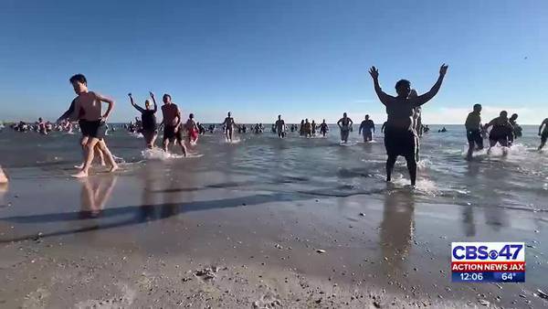 ‘I think I’ve maybe lost my mind:’ Hundreds brave annual Jacksonville Beach ‘Polar Plunge’
