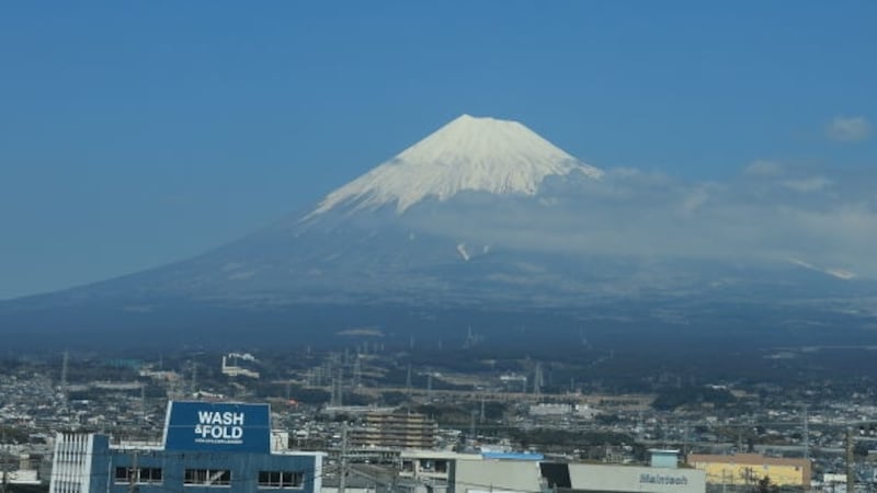 Man rescued twice from Mount Fuji; second time as he tried to get his forgotten phone