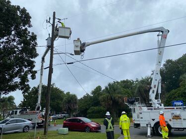 JEA crews are working to restore power for local residence.