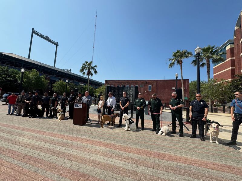 This morning Sheriff Bill Leeper and Sheriff T.K. Waters were on hand to support Mental health Awareness Month at the Jacksonville Fallen Officer Memorial.