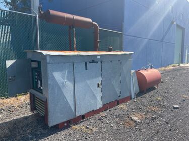 No details on the rated output for this generator but it is a Catapillar model 3412 up for auction.