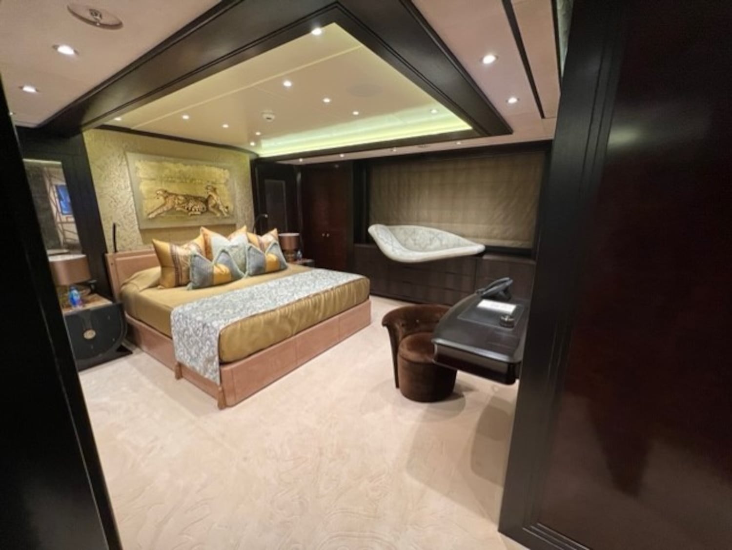 PHOTOS: The Kismet, a look inside Shad Khan's almost $200M yacht ...