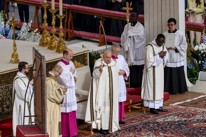 VATICAN CITY, VATICAN - MARCH 31: Pope Francis presides over the Easter Mass at St. Peter's Square on March 31, 2024 in Vatican City, Vatican. Following the Easter Sunday Mass, Pope Francis delivered his Easter message and blessing "To the City and the World," praying especially for the Holy Land, Ukraine, Myanmar, Syria, Lebanon, and Africa, as well as for victims of human trafficking, unborn children, and all experiencing hard times. (Photo by Antonio Masiello/Getty Images)